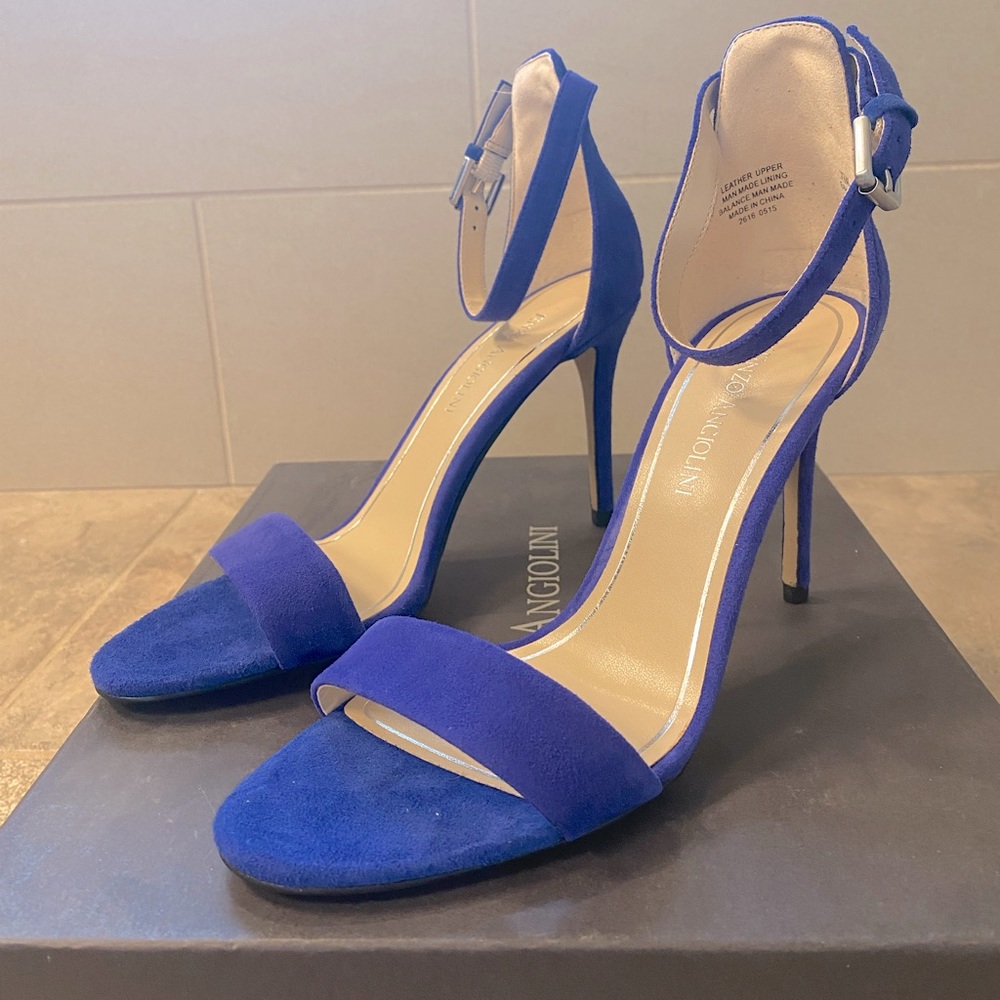 NWT Enzo Angiolini - Emanna in blue suede, 7.5